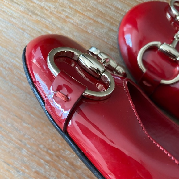 GUCCI Red Patent Leather Ballet Flats - Picture 6 of 14